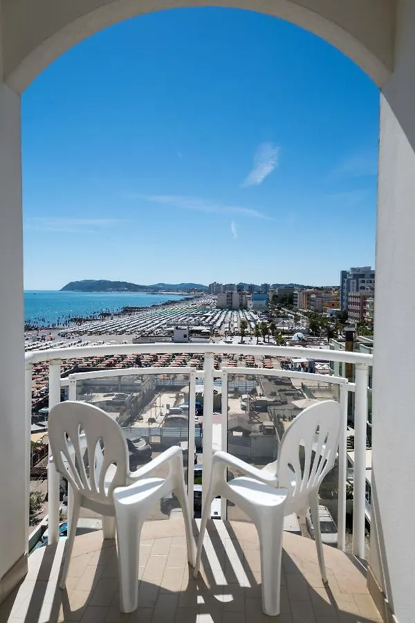Hotel International Direttamente Sulla Sabbia Misano Adriatico