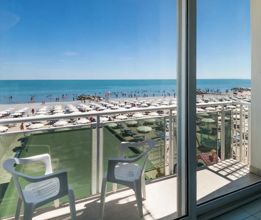 Hotel International Direttamente Sulla Sabbia Misano Adriatico