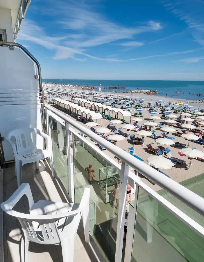 Hotel International Direttamente Sulla Sabbia Misano Adriatico