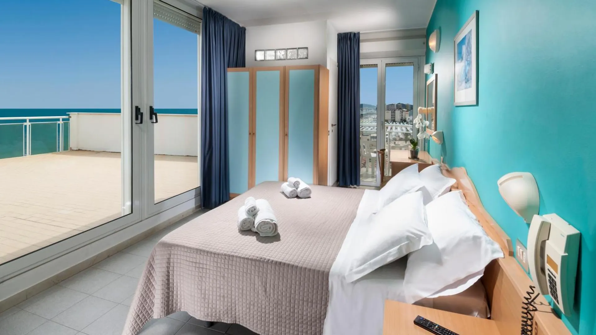 Hotel International Direttamente Sulla Sabbia Misano Adriatico