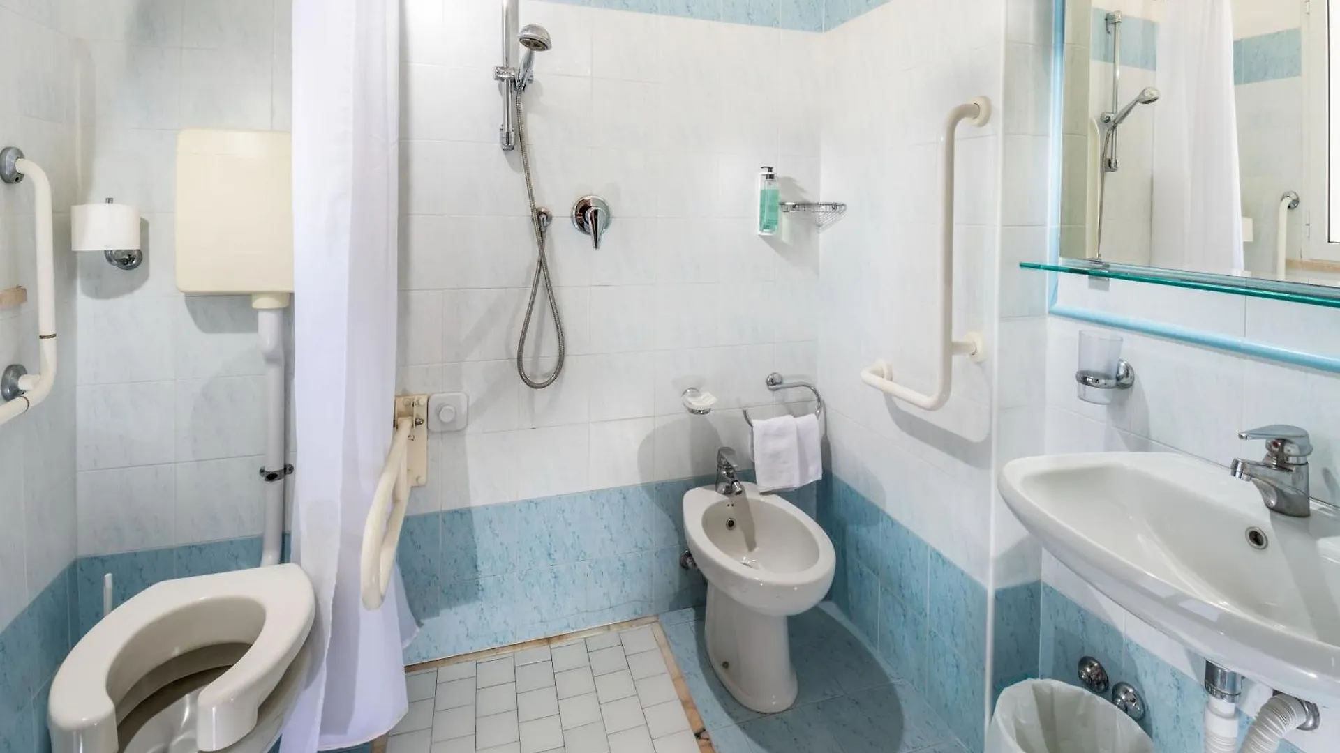 Hotel International Direttamente Sulla Sabbia Misano Adriatico